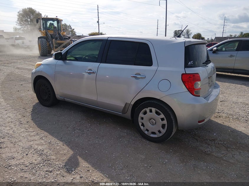 2010 SCION XD · Фото 3