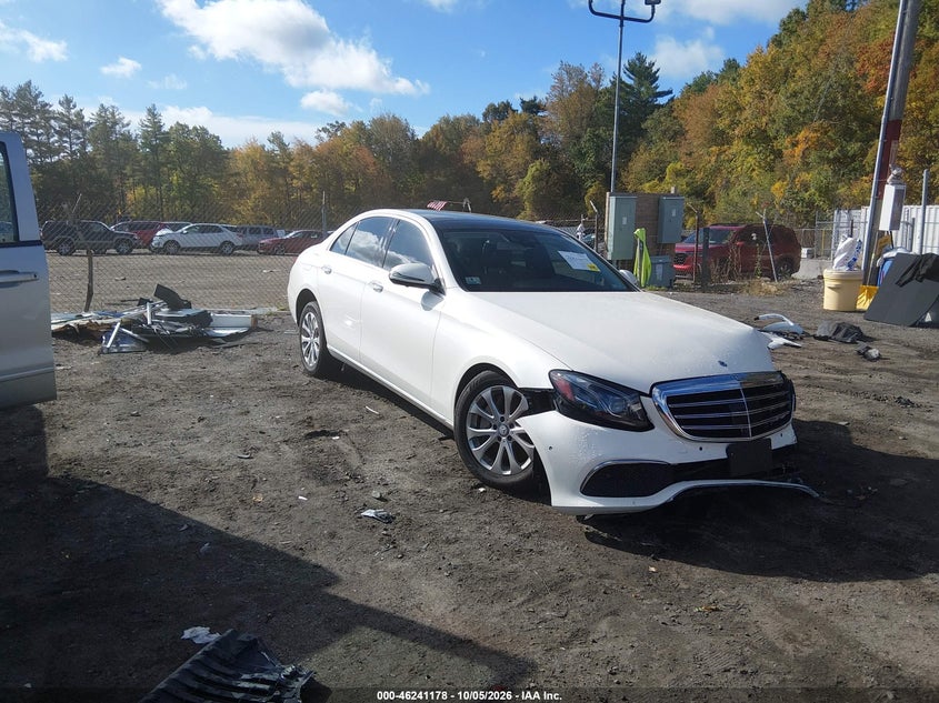 Vin: wddzf4kb6ha146121, lot: 46741172, mercedes-benz e 300 4matic 20171