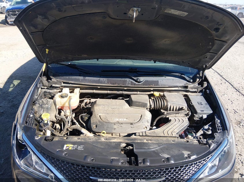 CHRYSLER PACIFICA - zdjęcie 10