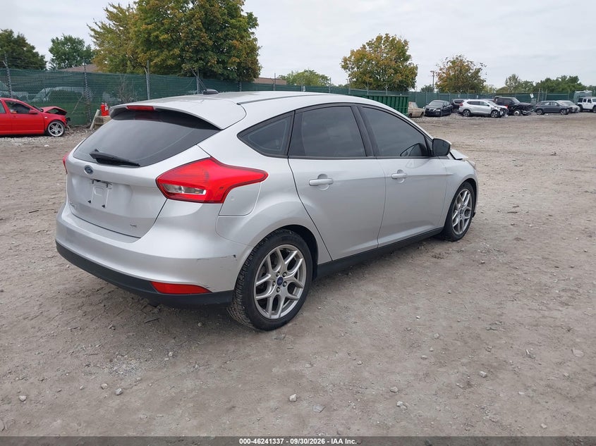 Vin: 1fadp3k27fl386572, lot: 46741331, ford focus se 20154