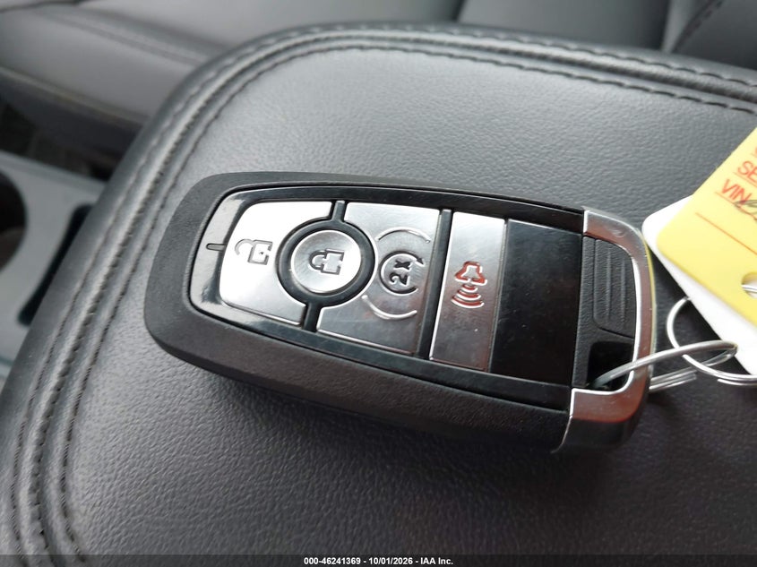 2025 FORD MAVERICK LARIAT · Фото 11