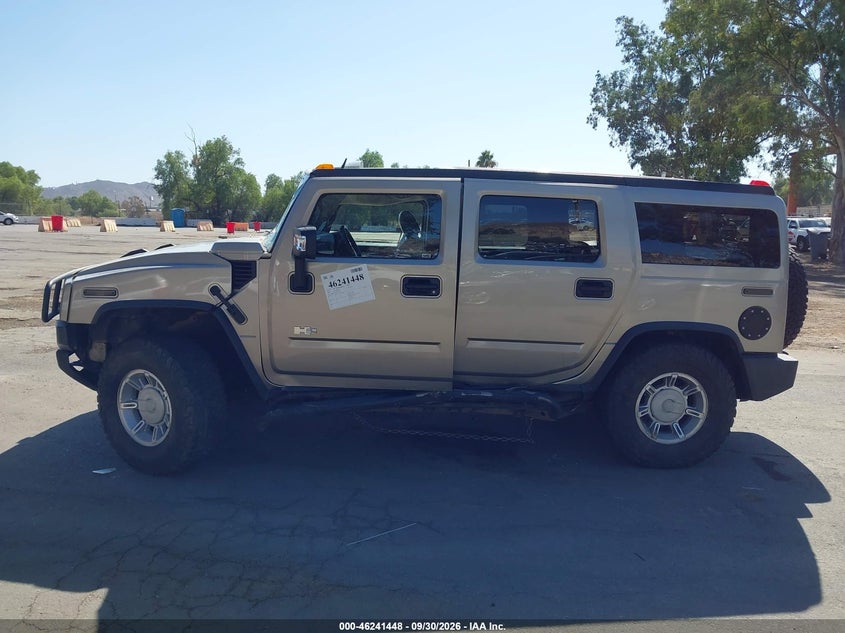 HUMMER H2 SUV 2005 VIN 5GRGN23U95H125418