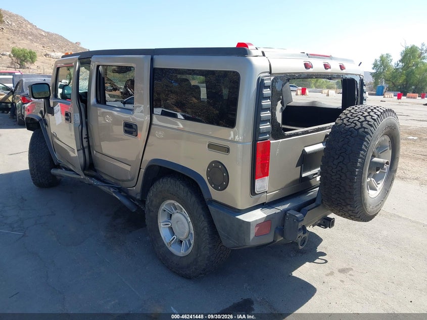 HUMMER H2 SUV 2005 VIN 5GRGN23U95H125418