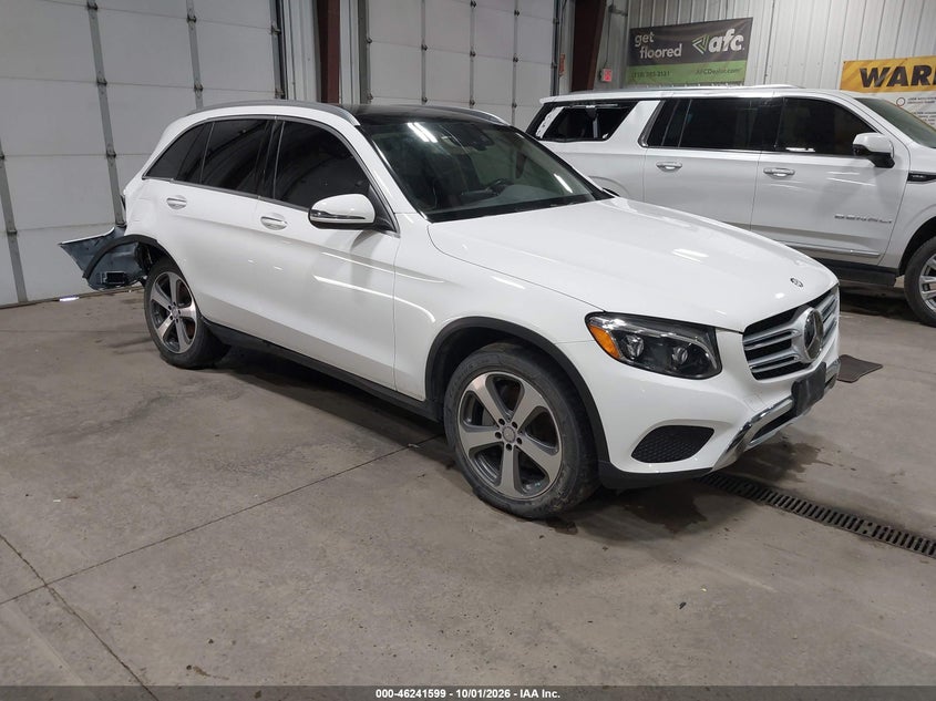 MERCEDES-BENZ GLC 300 - zdjęcie 1