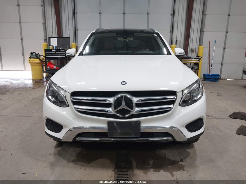 MERCEDES-BENZ GLC 300 - zdjęcie 12