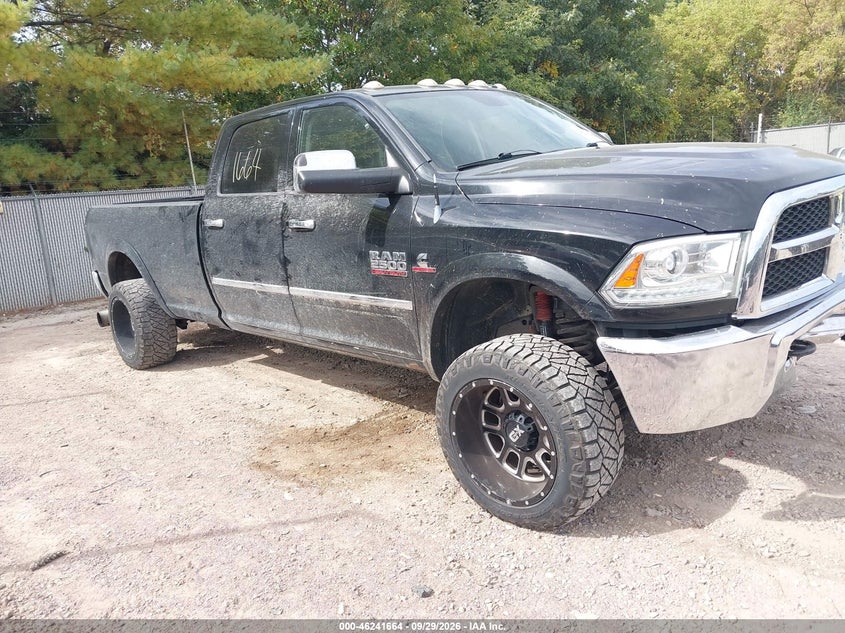 Vin: 3c6ur5kl2eg126723, lot: 46741658, ram 2500 laramie 2014 img_1