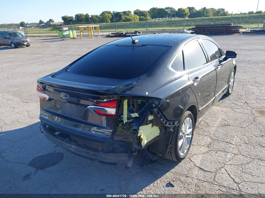Vin: 3fa6p0su6lr101396, lot: 46741722, ford fusion plug-in hybrid titanium 20204