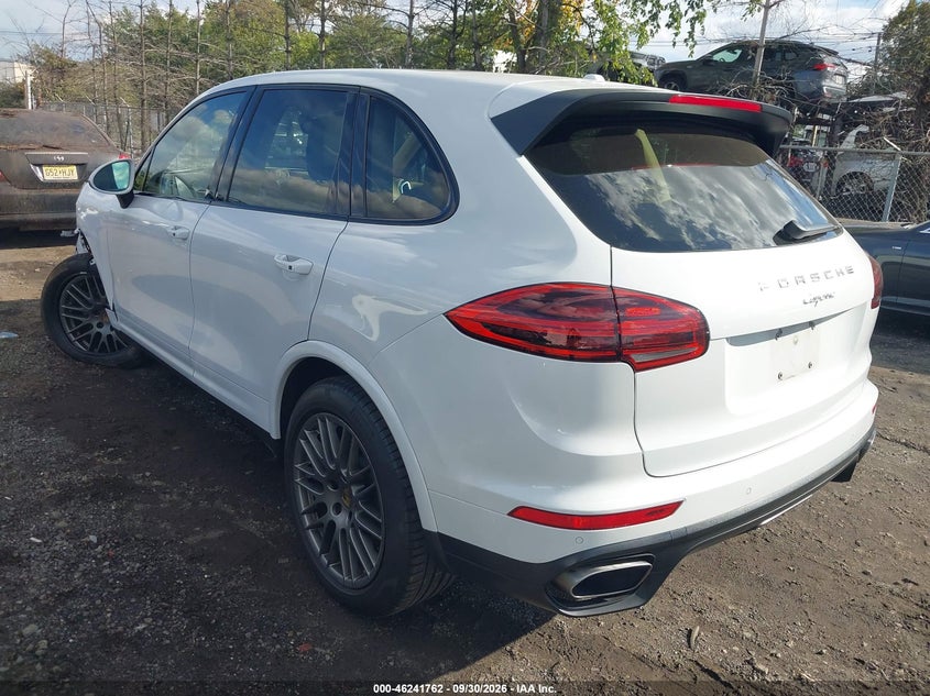 Vin: wp1aa2a28hka83561, lot: 46741756, porsche cayenne platinum edition 20173