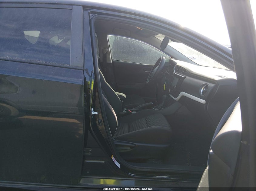 TOYOTA COROLLA IM - zdjęcie 5
