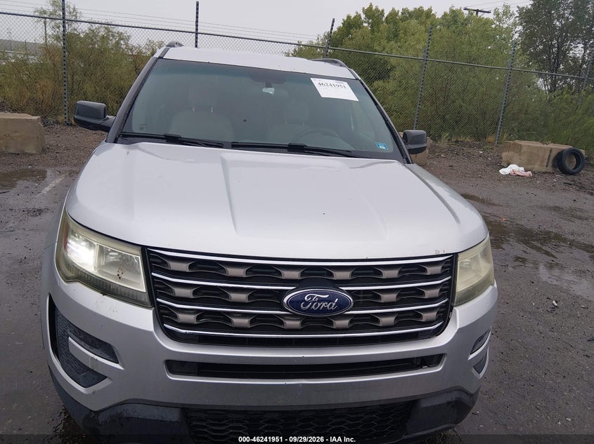 2017 FORD EXPLORER · Фото 11