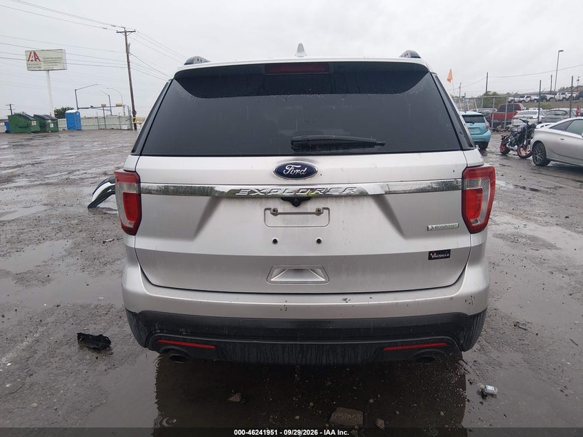 2017 FORD EXPLORER · Фото 15