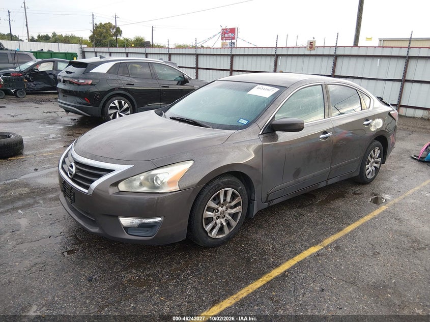 2015 Nissan Altima 2.5 S, Удар сзади, IAAI, VIN 1N4AL3AP1FC267556 — фото 2
