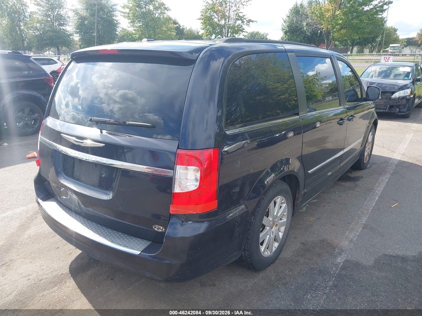 Vin: 2a4rr8dg2br631192, lot: 46742079, chrysler town & country touring-l 20114