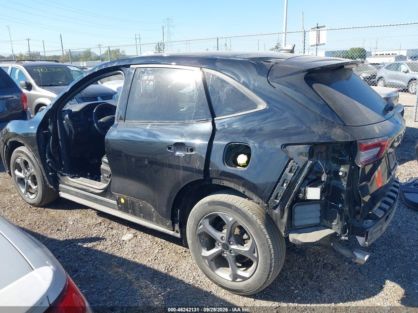2024 FORD ESCAPE ST-LINE · Фото 21