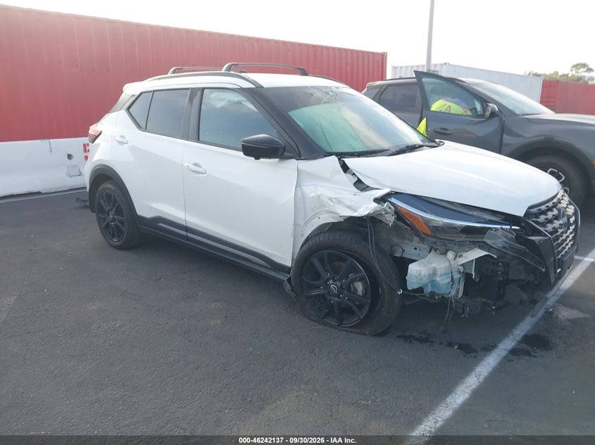 Vin: 3n1cp5dv9rl488671, lot: 46742131, nissan kicks sr xtronic cvt 2024 img_1