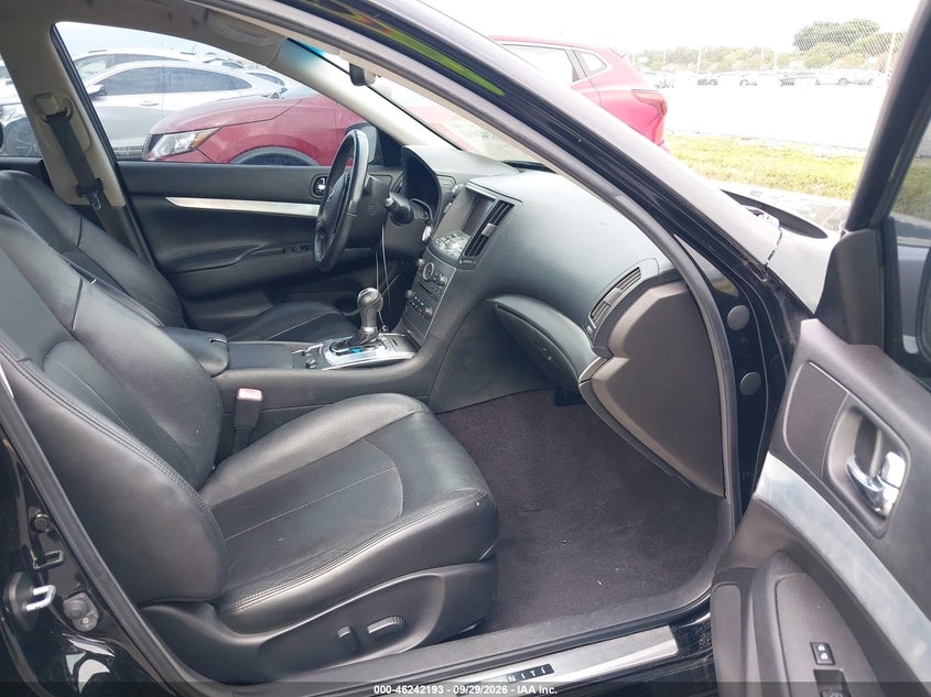 INFINITI Q40 2015 VIN JN1CV6AP1FM500833