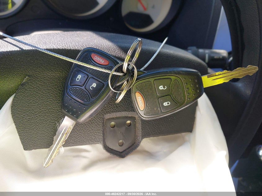 2008 DODGE CALIBER SE · Фото 11