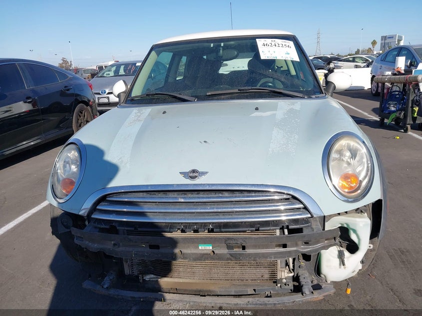 MINI HARDTOP 2013 VIN WMWSU3C52DT687795