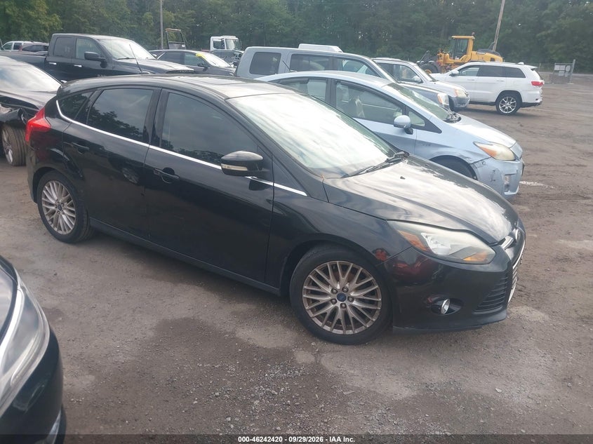 Vin: 1fadp3n22el346118, lot: 46742414, ford focus titanium 2014 img_1