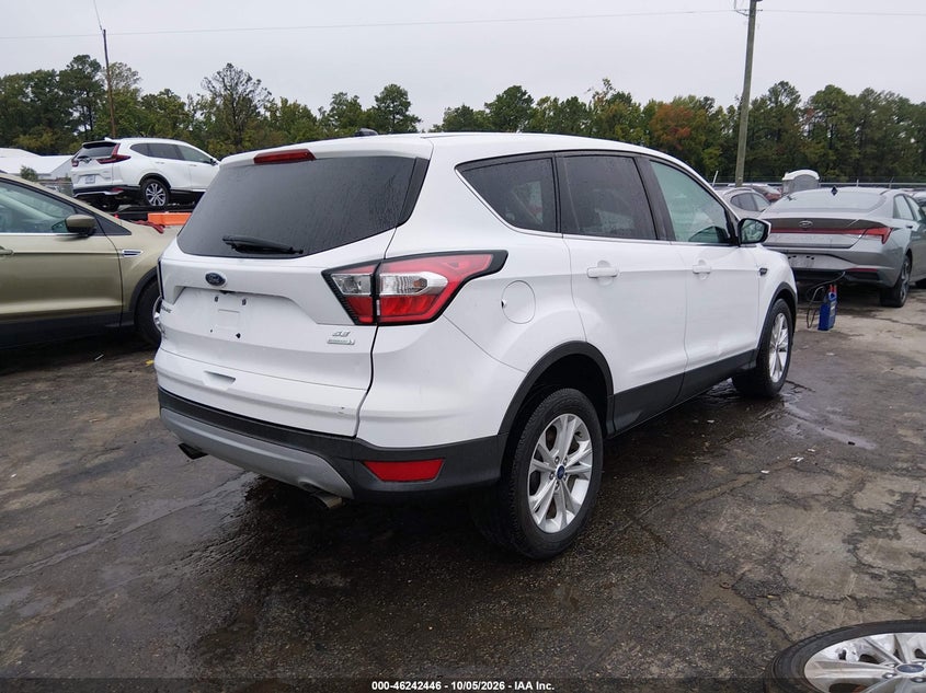 Vin: 1fmcu0gd6hue90907, lot: 46742440, ford escape se 20174