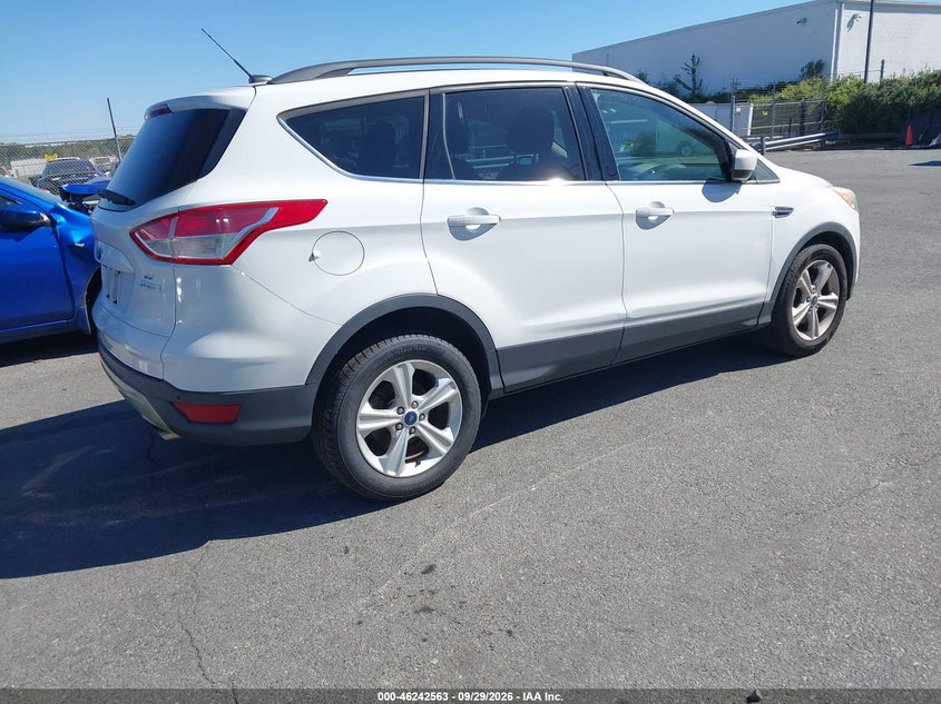 Vin: 1fmcu0gx6eua76001, lot: 46742557, ford escape se 20144