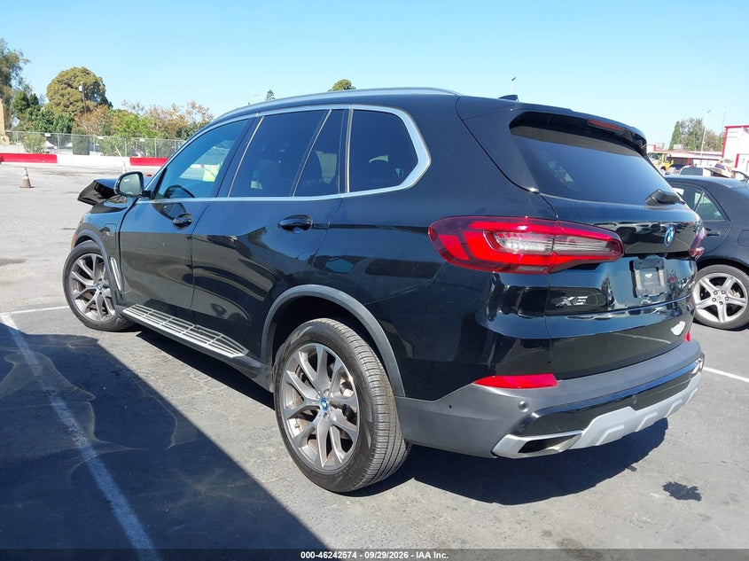 Vin: 5uxta6c08p9p19686, lot: 46742568, bmw x5 phev xdrive45e 20233
