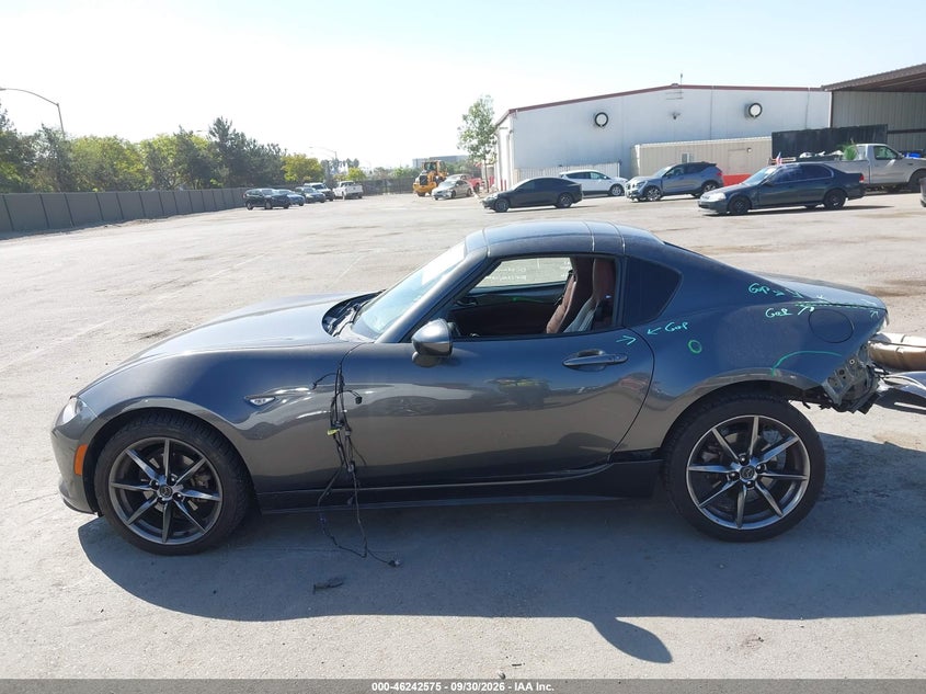 2017 MAZDA MX-5 MIATA RF LAUNCH EDITION · Фото 15