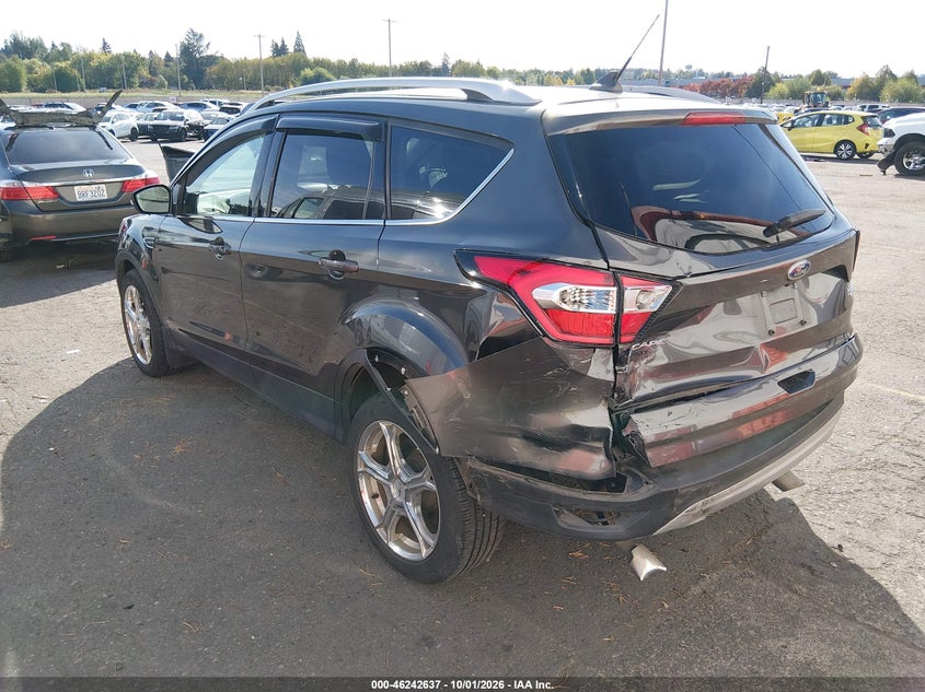 Vin: 1fmcu9j96kuc55827, lot: 46742631, ford escape titanium 20193