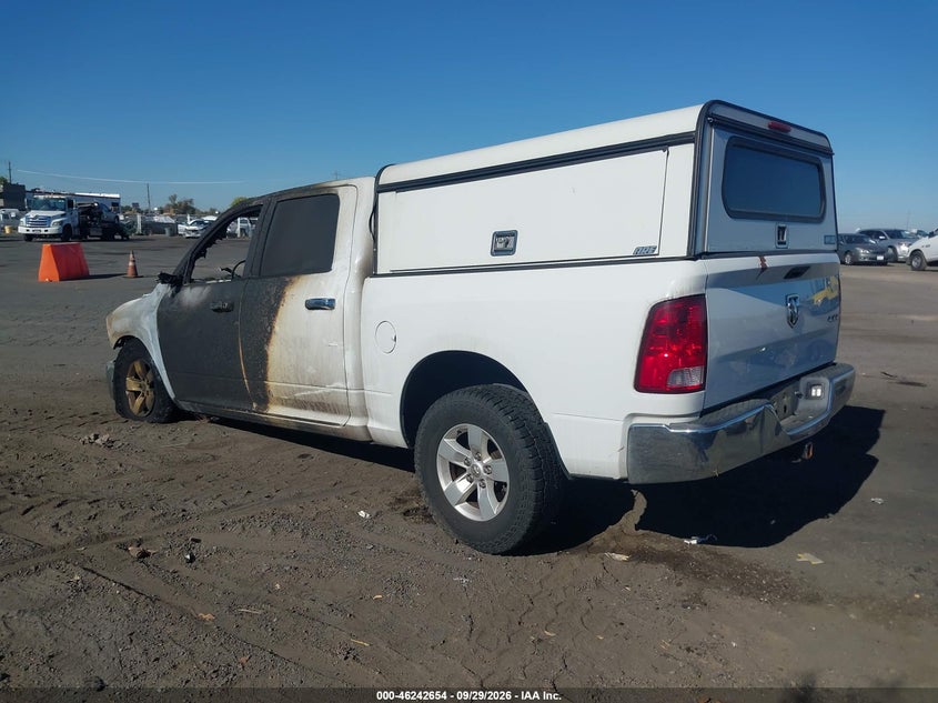 RAM 1500 CLASSIC 2019 VIN 1C6RR7KM2KS726558