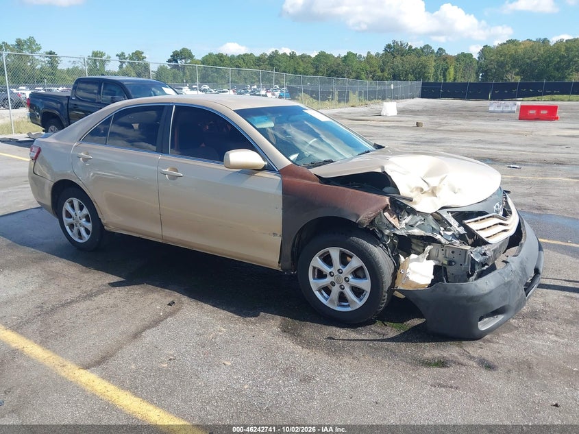 Vin: 4t1bf3ek9bu703672, lot: 46742735, toyota camry le 2011 img_1