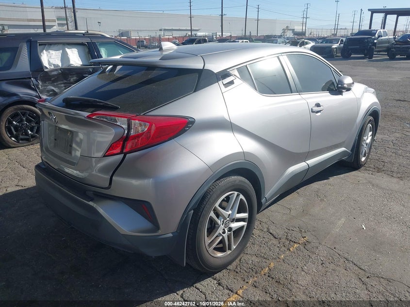 TOYOTA C-HR - zdjęcie 4