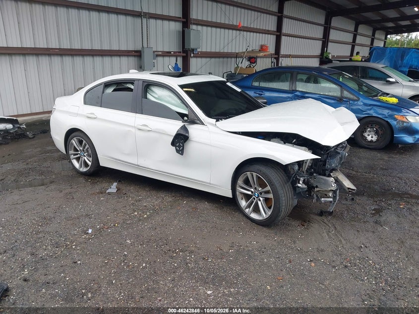 Vin: wba8b9c51jee82653, lot: 46742840, bmw 330i 2018 img_1