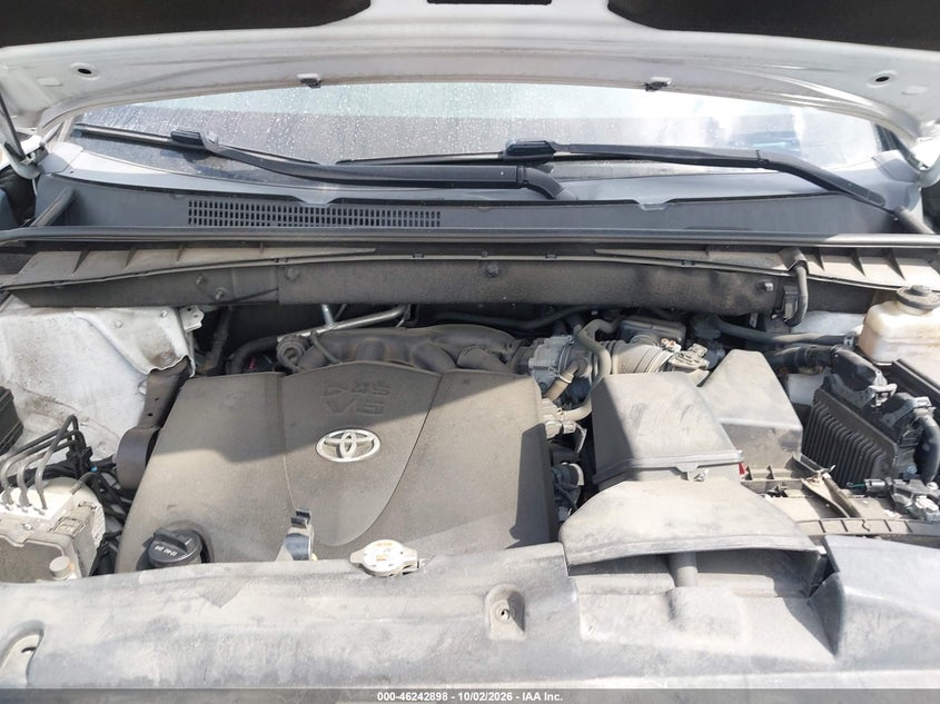 TOYOTA HIGHLANDER - zdjęcie 10