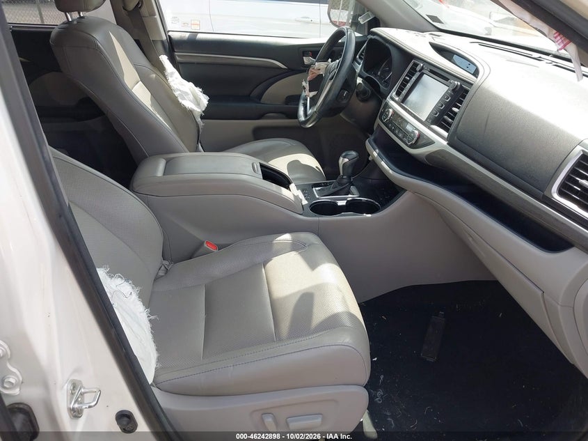 TOYOTA HIGHLANDER - zdjęcie 5