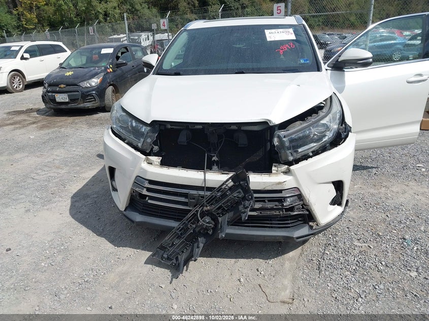 TOYOTA HIGHLANDER - zdjęcie 6