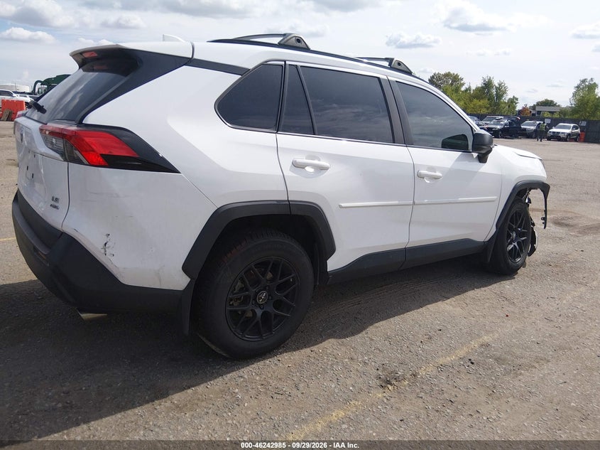 Vin: 2t3f1rfv1mw220912, lot: 46742979, toyota rav4 le 20214