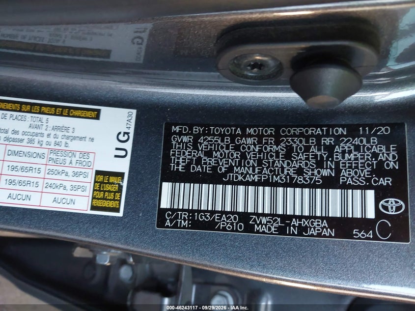 TOYOTA PRIUS PRIME - zdjęcie 9