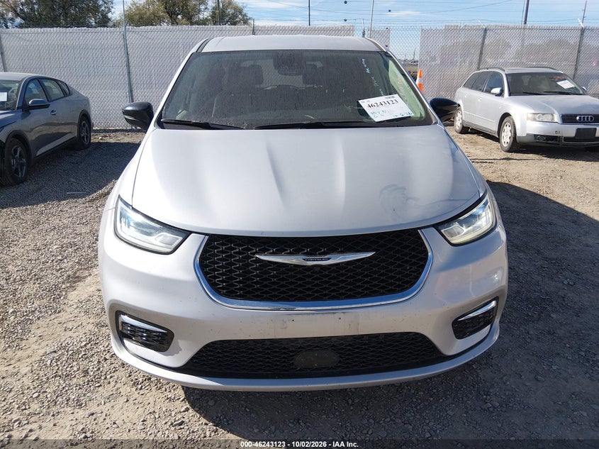 2024 CHRYSLER PACIFICA TOURING L · Фото 12