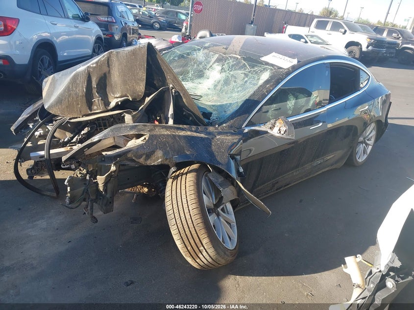 Vin: 5yj3e1ea3jf176226, lot: 46743214, tesla model 3 long range/mid range 20182