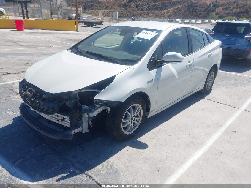 Vin: jtdkarfu4h3036854, lot: 46743241, toyota prius three 20172