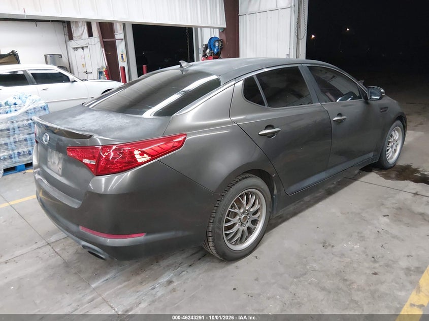 KIA OPTIMA 2011 VIN KNAGM4A79B5158152