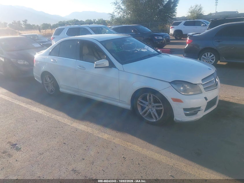 Vin: wddgf8bb3cf874618, lot: 46743337, mercedes-benz c 300 sport 4matic 2012 img_1