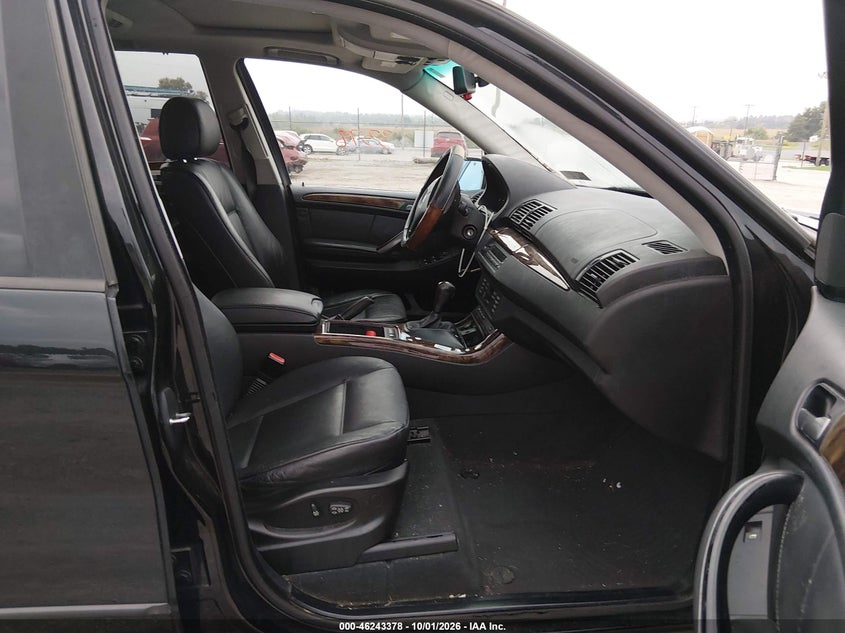 2004 BMW X5 auction photo 5