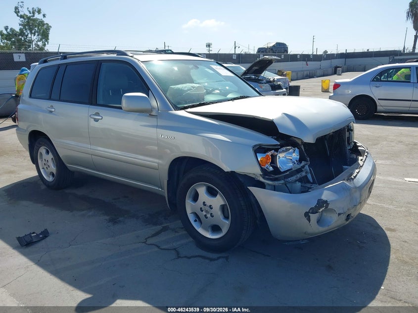 2004 TOYOTA HIGHLANDER LIMITED V6