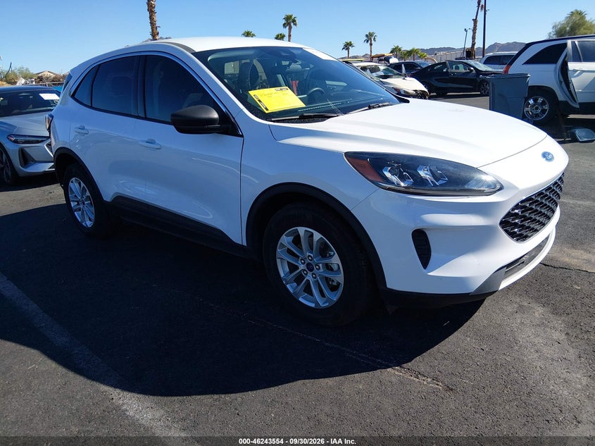 Vin: 1fmcu9bz8nua15407, lot: 46743548, ford escape se hybrid 2022 img_1