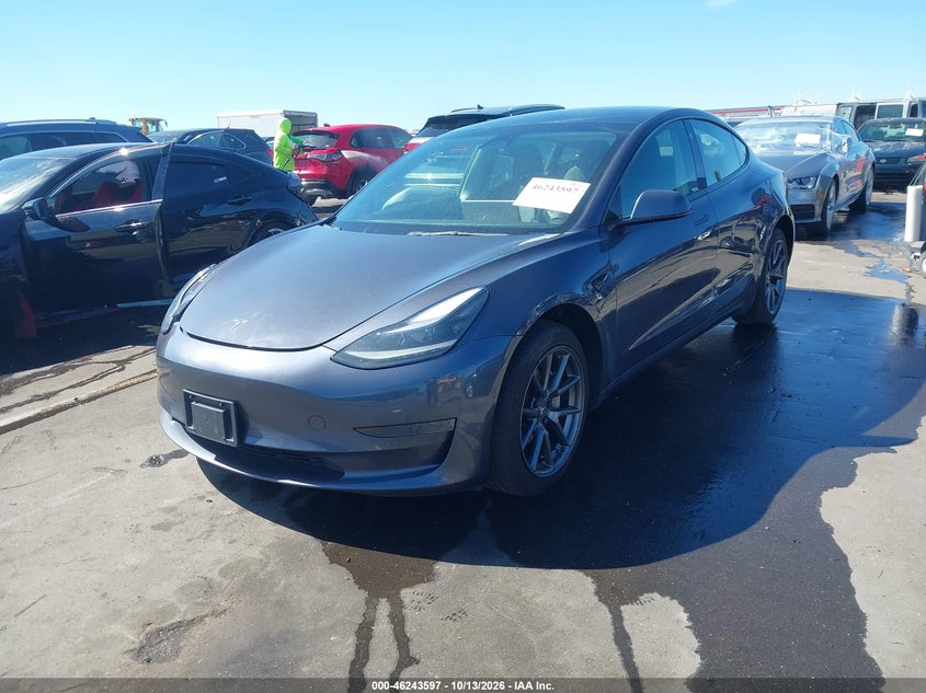 Vin: 5yj3e1ea3nf110135, lot: 46743591, tesla model 3 rear-wheel drive 20222