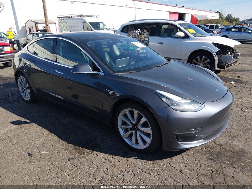 Vin: 5yj3e1eb4lf807030, lot: 46743710, tesla model 3 long range dual motor all-wheel drive 2020 img_1