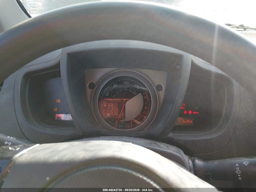 2009 SCION XD · Фото 7