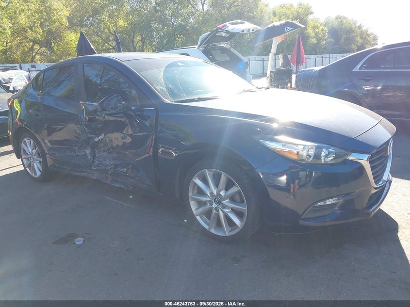 Vin: 3mzbn1v74hm141035, lot: 46743757, mazda mazda3 touring 2017 img_1