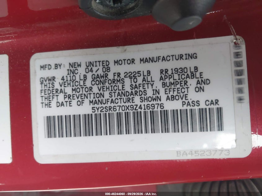 2009 PONTIAC VIBE GT · Фото 9